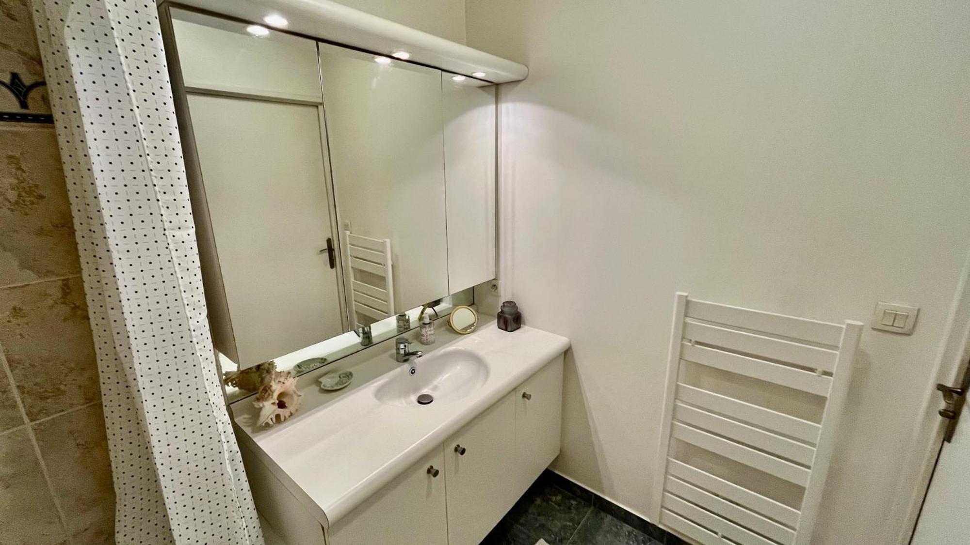 Chez Nicole & Denis Apartment บูโลญบียองกูร์ ภายนอก รูปภาพ