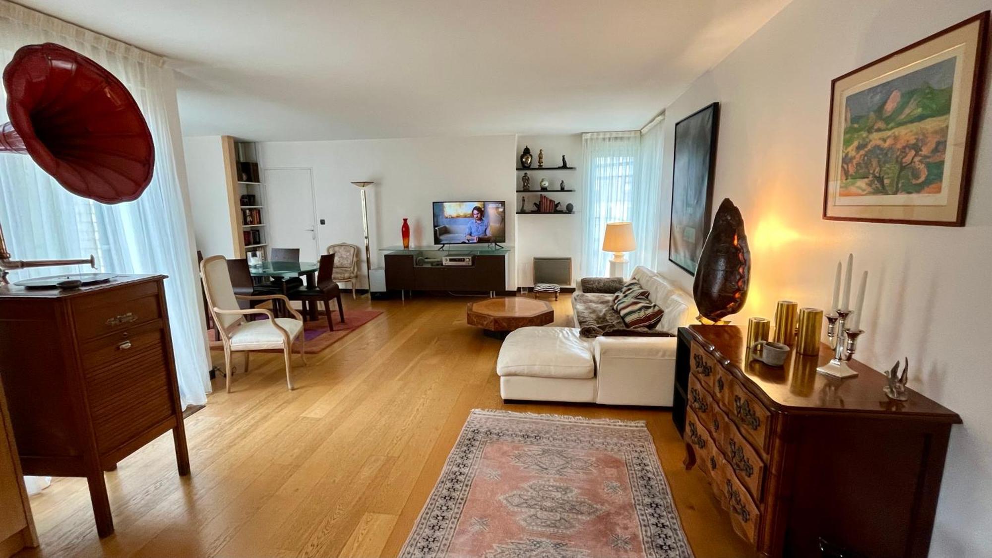 Chez Nicole & Denis Apartment บูโลญบียองกูร์ ภายนอก รูปภาพ